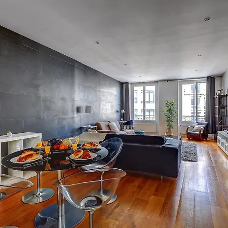 Les Halles Apartment